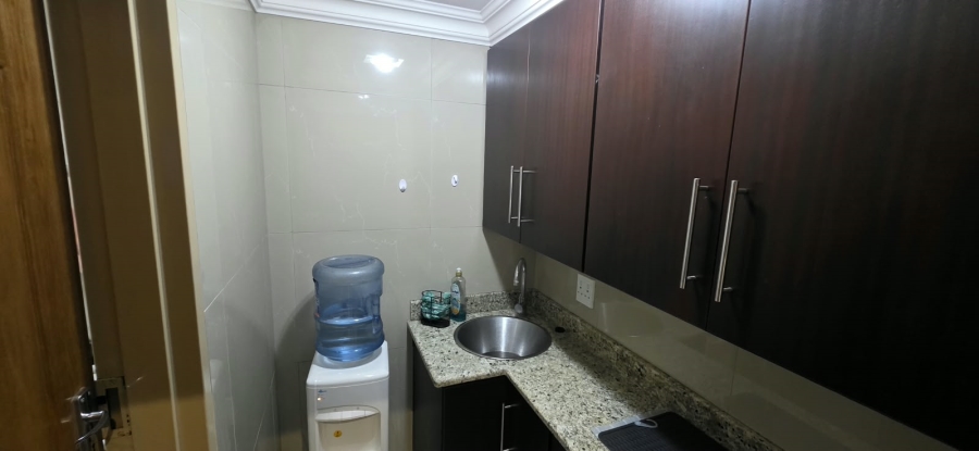 To Let 4 Bedroom Property for Rent in Grimbeeck Park North West